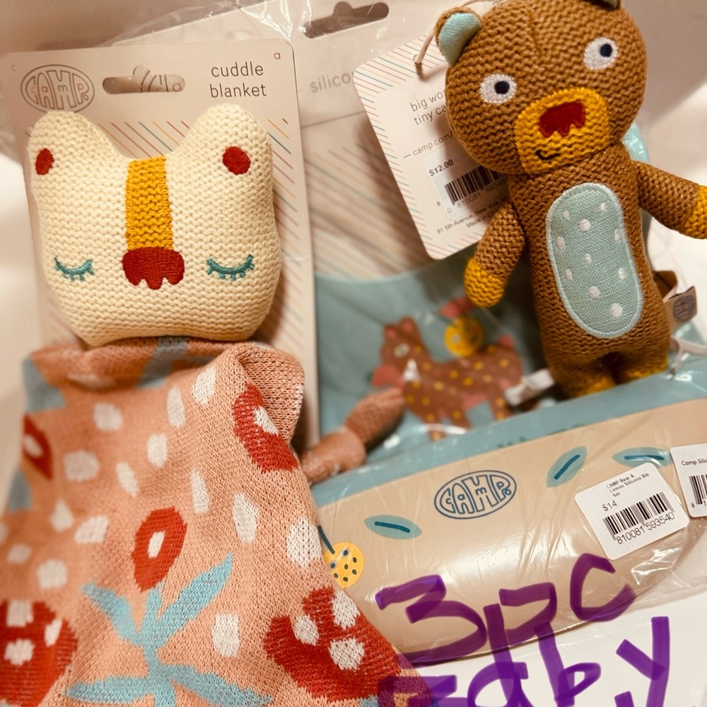 Camp. Cuddle blanket, Rattle, and Bib Set! NWT! BABY BUNDLE! 👶